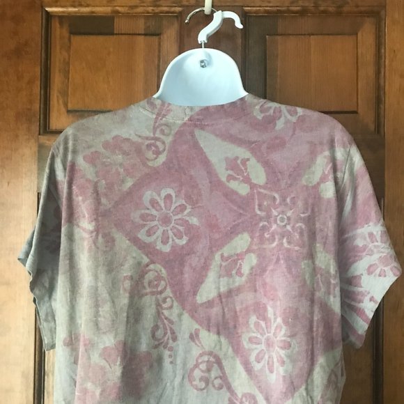 FINAL PRICE - Self Esteem Gray with Fuchsia & Blue Roses Short Sleeve Tee XL - Picture 8 of 11